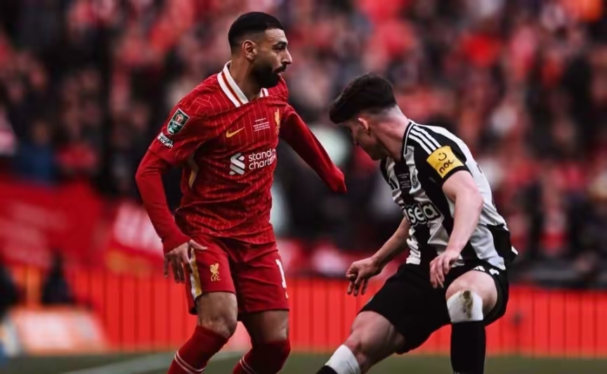 阿森纳鏖战巴黎,萨拉赫统治全场的简单介绍 阿森纳鏖战巴黎,萨拉赫统治全场的简单介绍