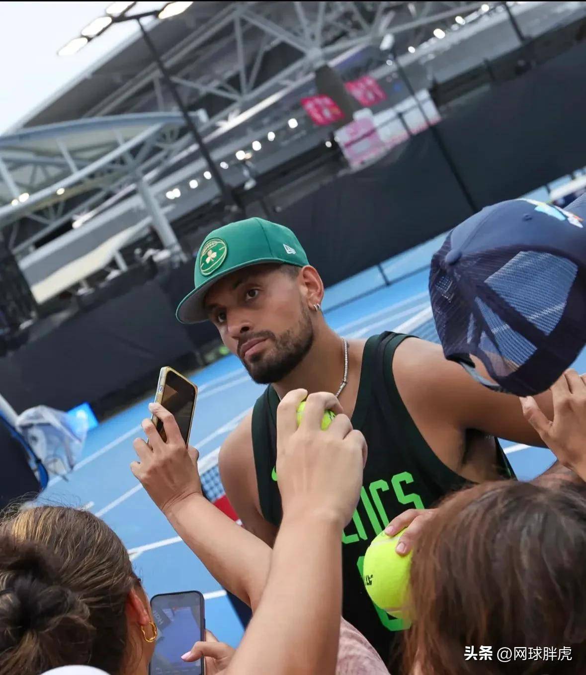 澳大利亚网球队翻盘法国网球队,克耶高斯高光表现的简单介绍 澳大利亚网球队翻盘法国网球队,克耶高斯高光表现的简单介绍