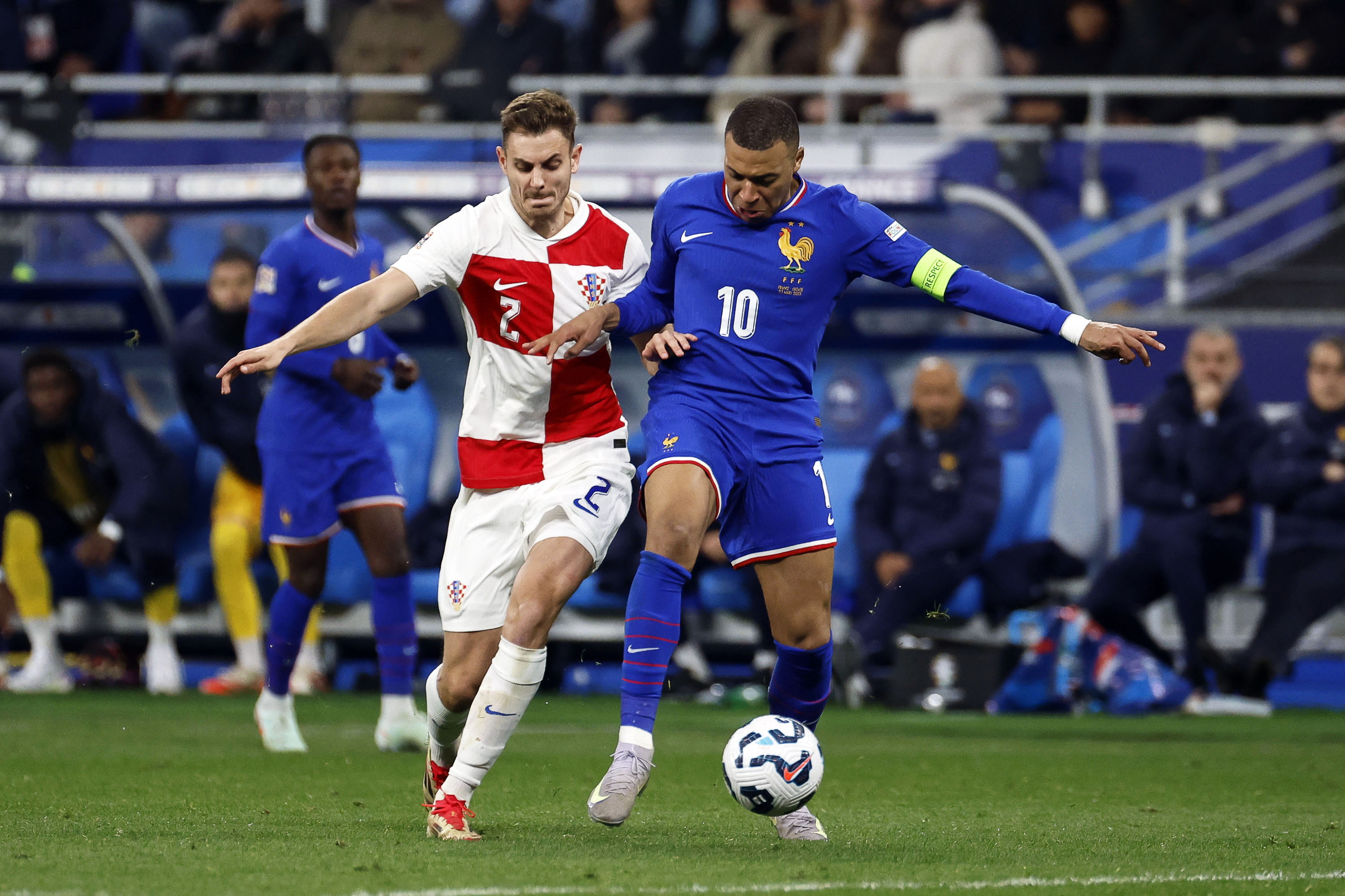 包含欧洲杯半决赛:谁能晋级,谁将止步?的词条 包含欧洲杯半决赛:谁能晋级,谁将止步?的词条