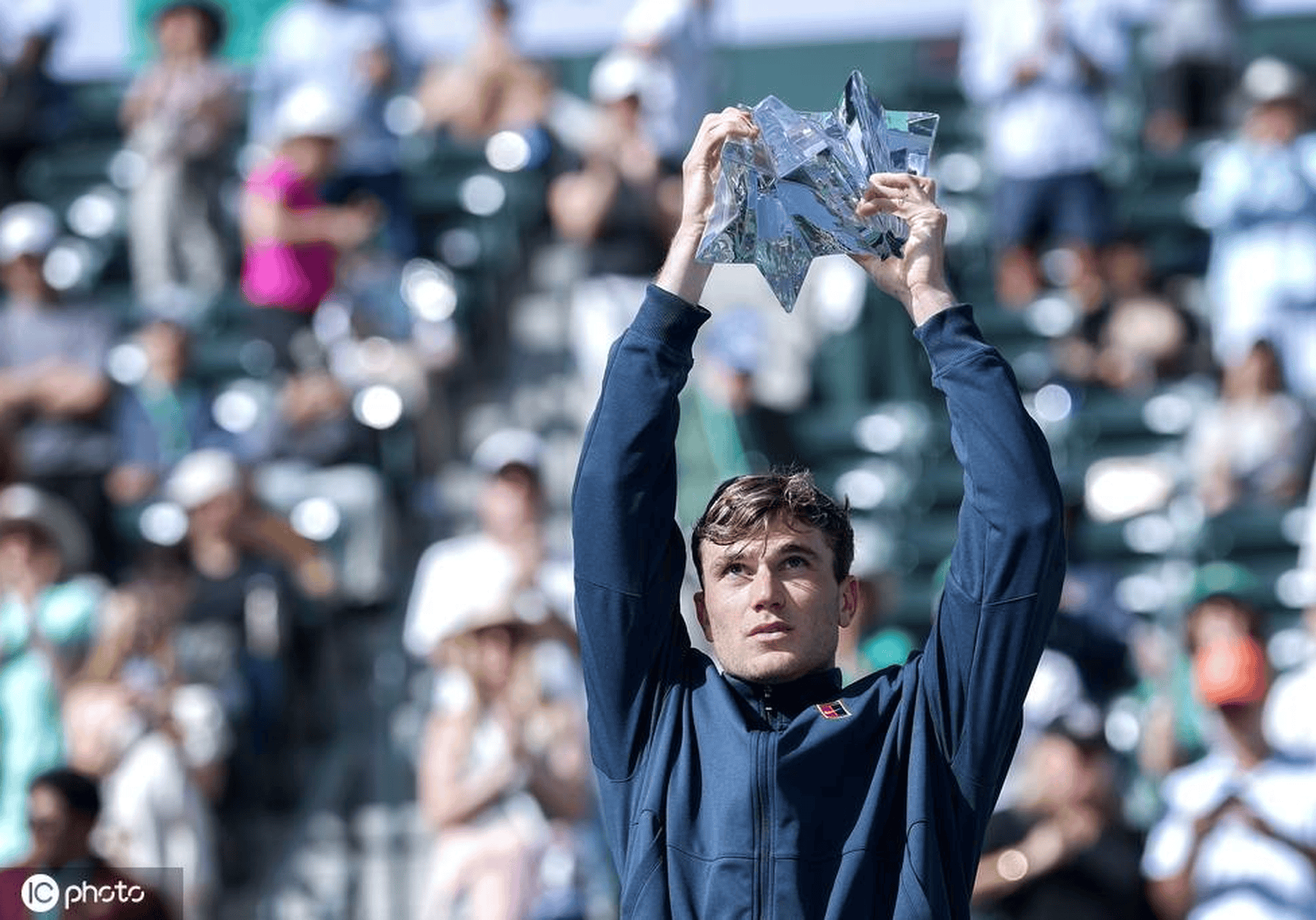 包含ATP总决赛险胜蒙特卡洛大师赛，穆雷统治全场的词条