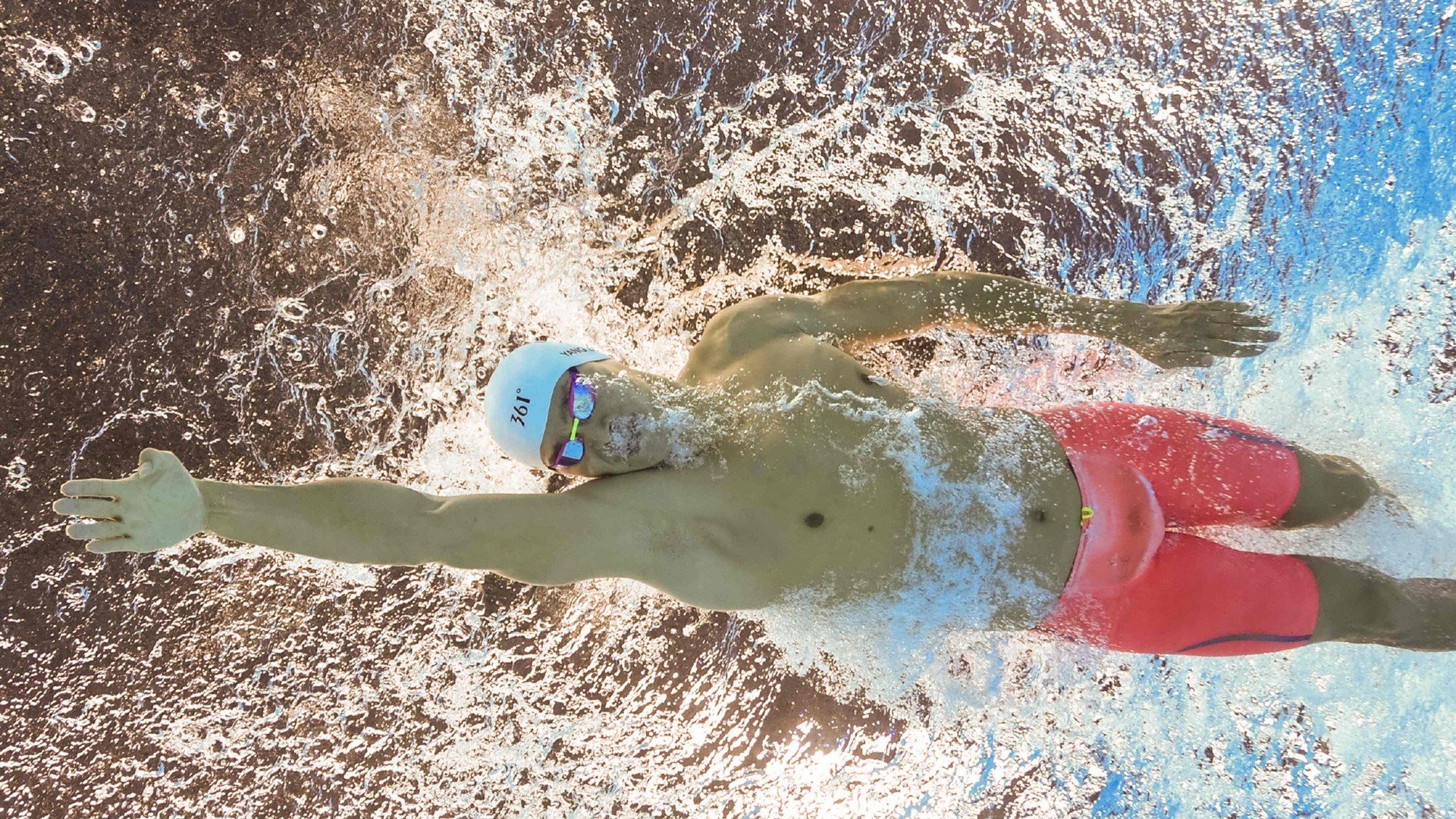 楚阿梅尼爆发引领战术革命，尼日利亚力克喀麦隆展现非洲足球新格局