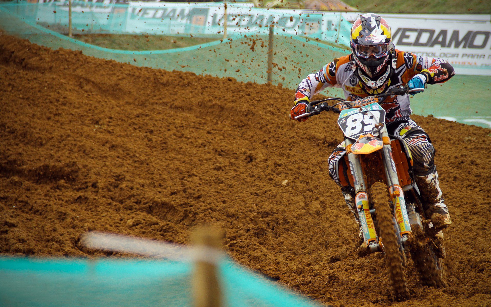 安赛龙惊艳四座,印尼队惊天逆转丹麦队—一场改写历史的羽球对决