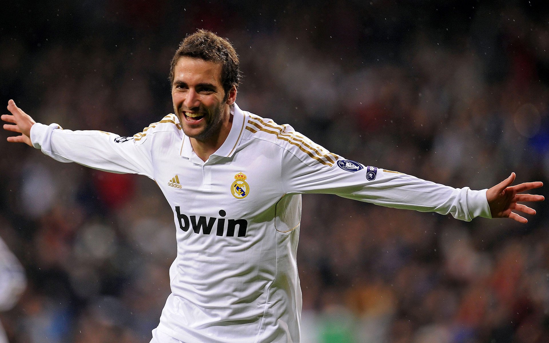 亚洲之光闪耀南美，孙兴慜率队逆转智利，国际米兰精神点燃绿茵奇迹